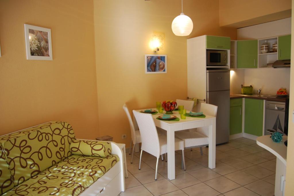 Lagrange Grand Bleu Vacances - Residence Les Jardins De Neptune Saint-Cyprien  Εξωτερικό φωτογραφία
