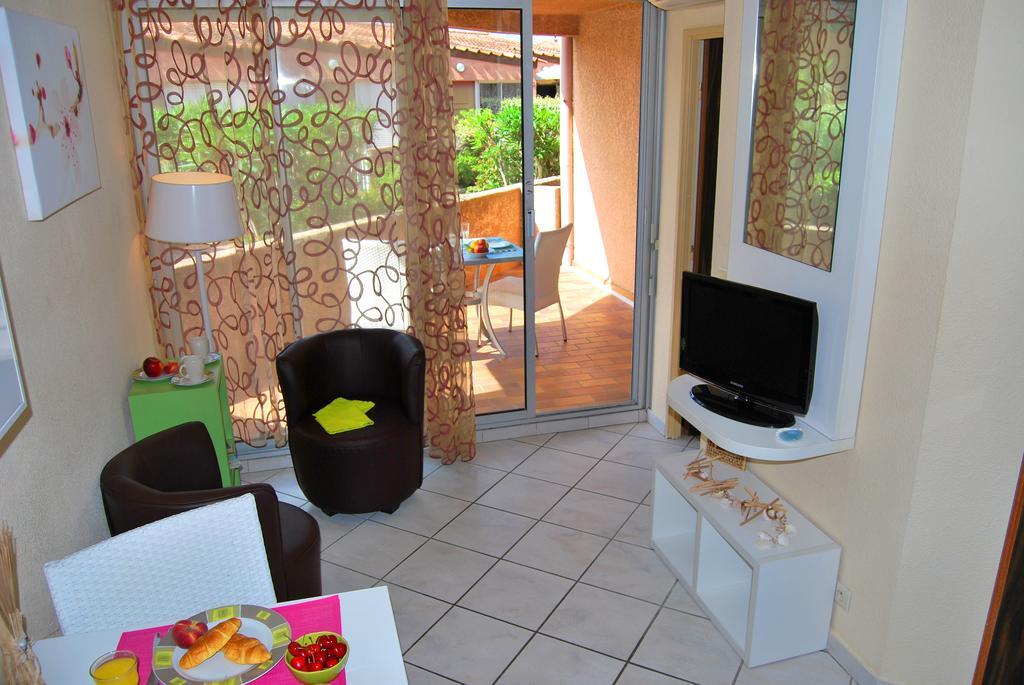 Lagrange Grand Bleu Vacances - Residence Les Jardins De Neptune Saint-Cyprien  Εξωτερικό φωτογραφία